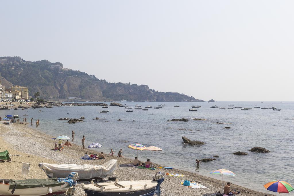 Studio Coral View Giardini Naxos Eksteriør bilde
