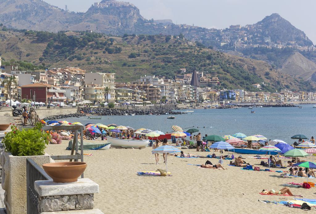 Studio Coral View Giardini Naxos Eksteriør bilde